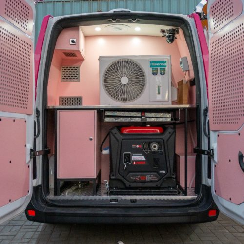 pet grooming van